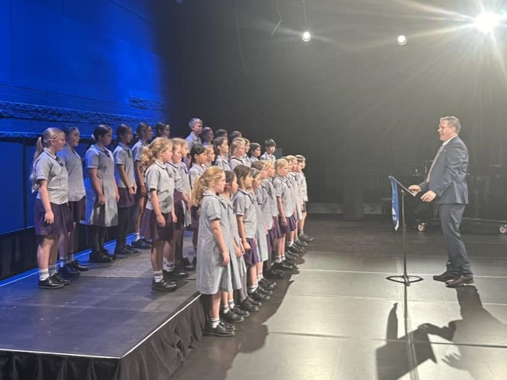 Beenleigh Eisteddfod Voices Perform